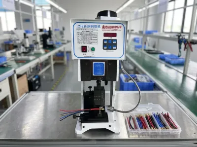Sukupolven kuparilangan jatkoskone JW-12th - Puoliautomaattinen puristuskone