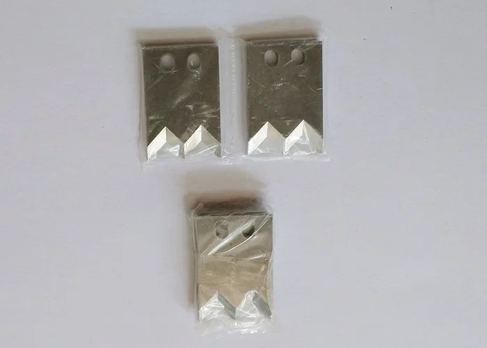 valkoinen terästerä, volframiterästeräs, litteä ura -terä, kuorintakoneelle Volframiterästerästerä