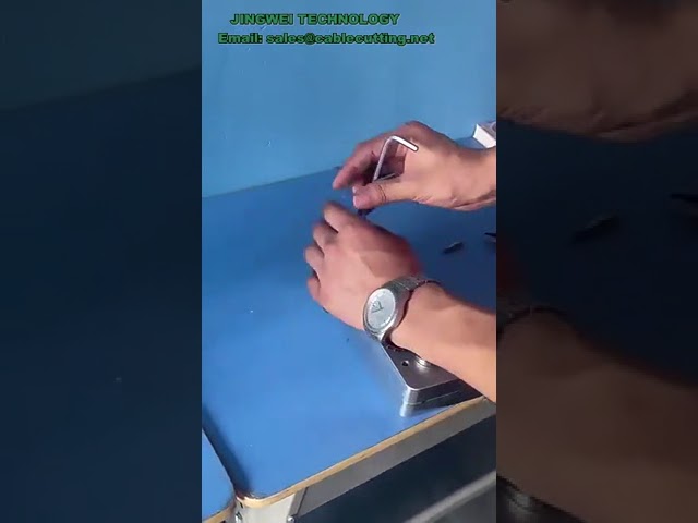 Desktop Small Semi Automatic Tiny Usb Making Mini Plastic Injection Molding Machine