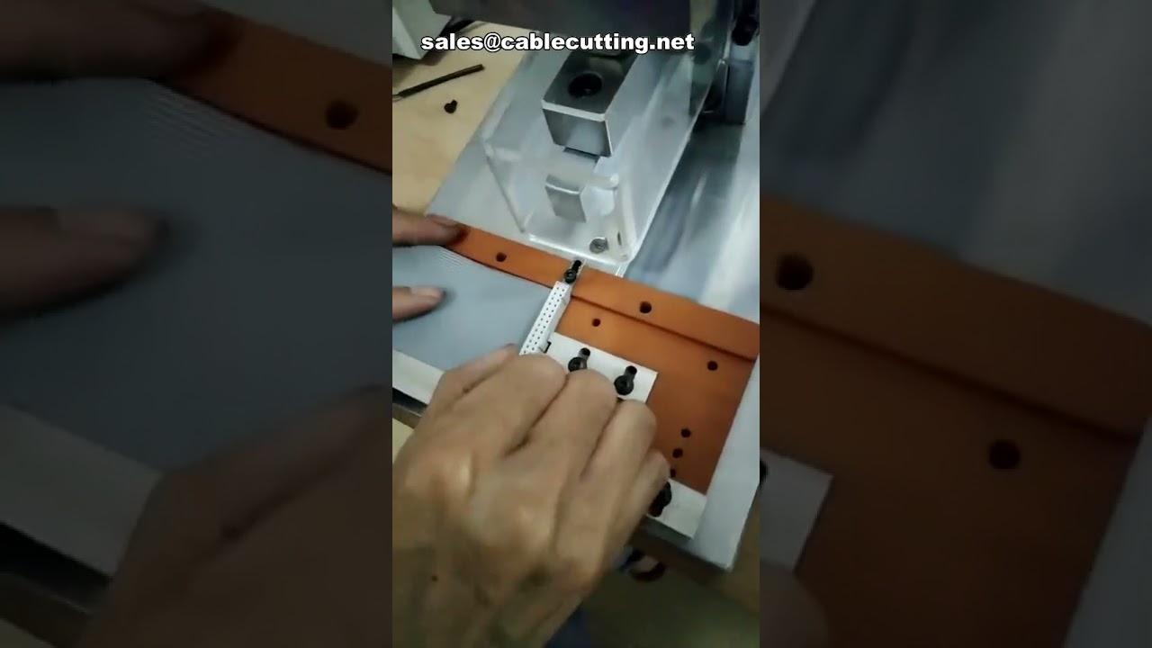 IDC-liittimen litteän kaapelin puristuskone – Tehokas automaatio johdinsarjoille
